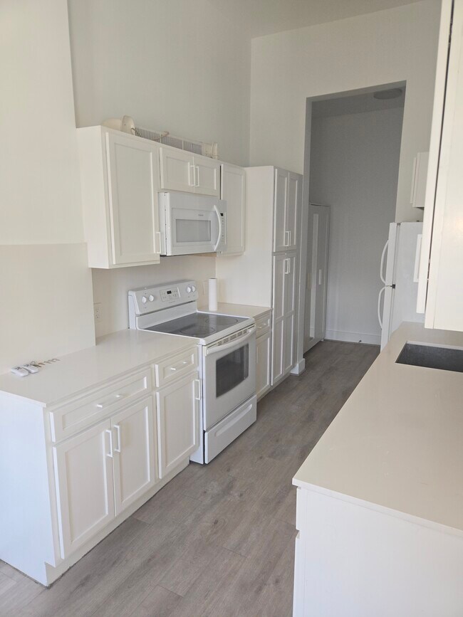 1339 14th St NW, Unit 2 in Washington, DC - Building Photo - Building Photo