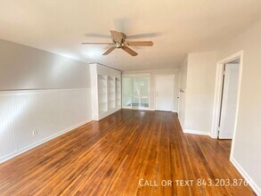 1821 Somerset Cir in Charleston, SC - Building Photo - Building Photo