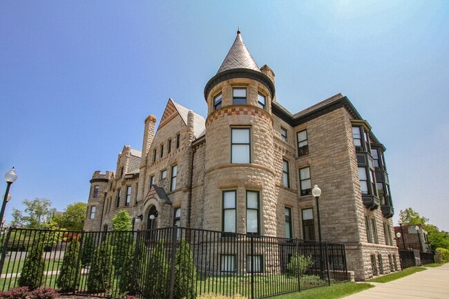 property at 81 Peterboro St