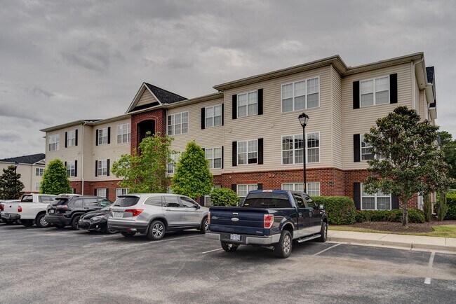 2820 Bloomfield Ln in Wilmington, NC - Building Photo - Building Photo