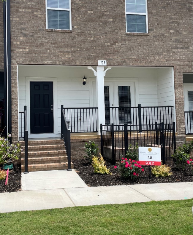 property at 1103 Breadsell Ln