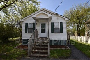 409 Hunter St in Suffolk, VA - Building Photo