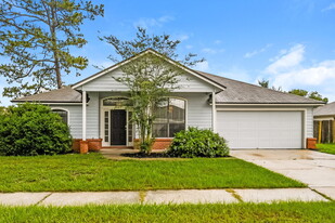 427 Federal Hill Rd in Orange Park, FL - Building Photo