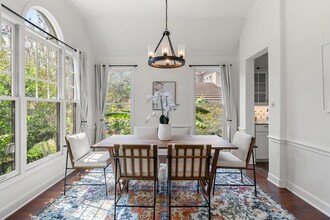 2106 Rue De St Germaine in Austin, TX - Building Photo - Building Photo