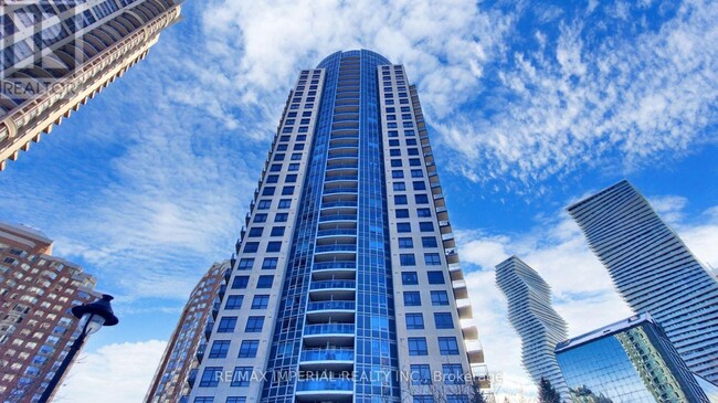 330-1330 Burnhamthorpe Rd W