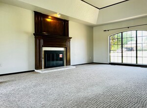 2804 Adams Trail in Edmond, OK - Foto de edificio - Building Photo