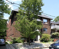 60 Glen Manor Dr in Toronto, ON - Building Photo