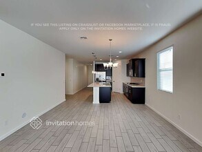 17660 W Fetlock Trl in Surprise, AZ - Building Photo - Building Photo