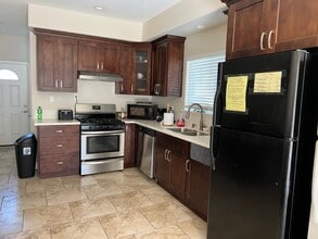 14896 Van Buren St in Midway City, CA - Building Photo - Building Photo