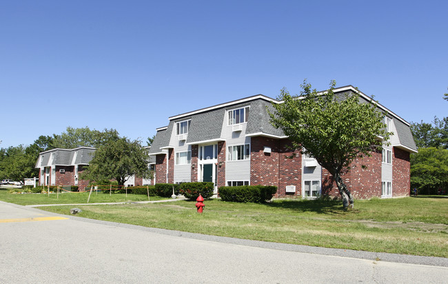 Winchester Place Apartments in Portsmouth, NH - Building Photo - Building Photo