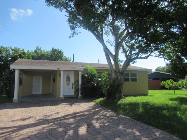 property at 516 NW 8th Ct