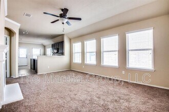 512 Cheyenne Dr in Aubrey, TX - Building Photo - Building Photo