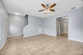 143 Alexander Woods Dr in Plant City, FL - Building Photo - Building Photo