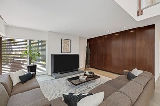 27 Driftwood St in Los Angeles, CA - Building Photo - Building Photo