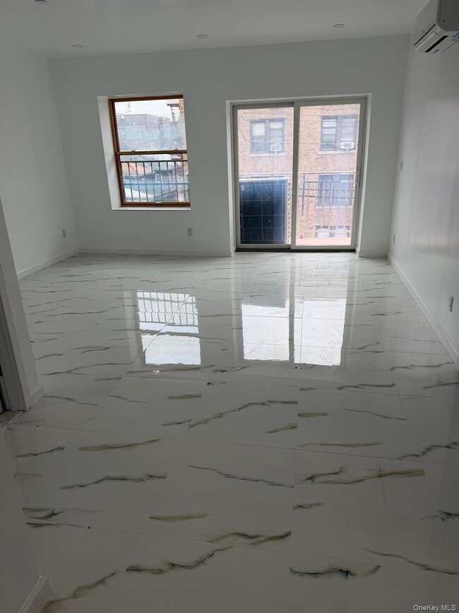 86-05 Britton Ave in Queens, NY - Building Photo - Building Photo