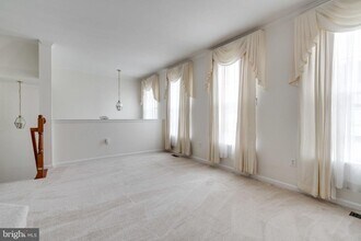 5136 Ballycastle Cir in Alexandria, VA - Building Photo - Building Photo