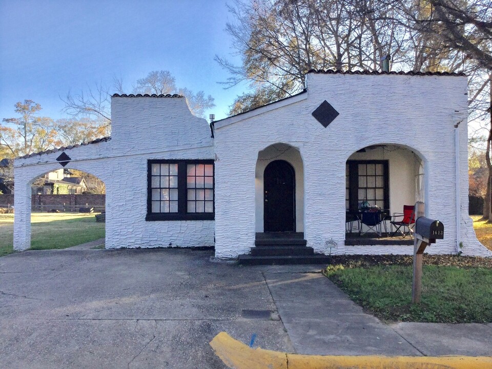 1613 11th St in Tuscaloosa, AL - Building Photo