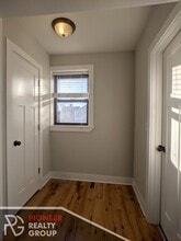 4542 N Damen Ave, Unit 315 in Chicago, IL - Foto de edificio - Building Photo