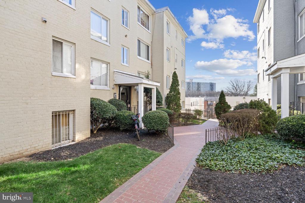 713 Brandywine St SE in Washington, DC - Building Photo