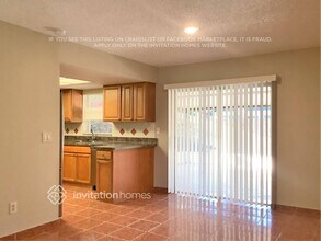 814 Centerwood Ct in Brandon, FL - Building Photo - Building Photo