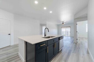 Slate Scottsdale in Phoenix, AZ - Foto de edificio - Building Photo