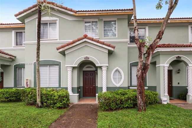 property at 2715 SE 15th Pl