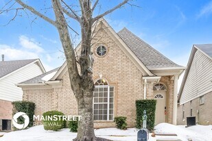 920 Spanish Trail Ln in Cordova, TN - Building Photo