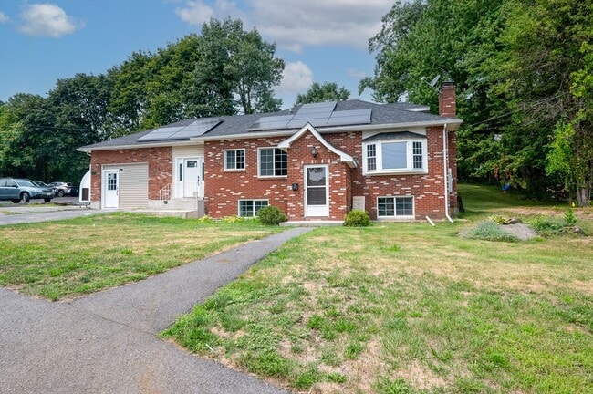 7 Pasadena Pkwy in Worcester, MA - Building Photo - Building Photo