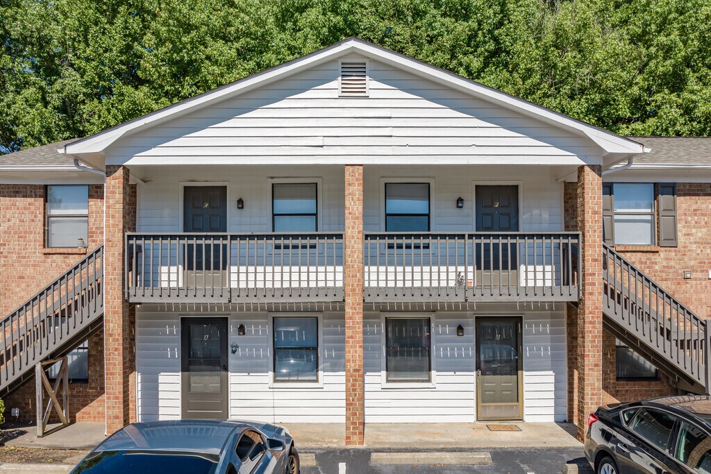 The Lofts at Woodsmill Apartments in WinstonSalem, NC