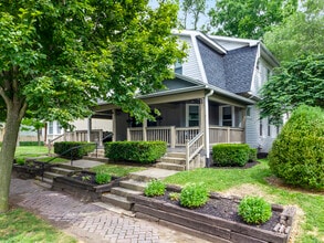 1112 Clinton St, Unit 1112 in Noblesville, IN - Building Photo - Building Photo