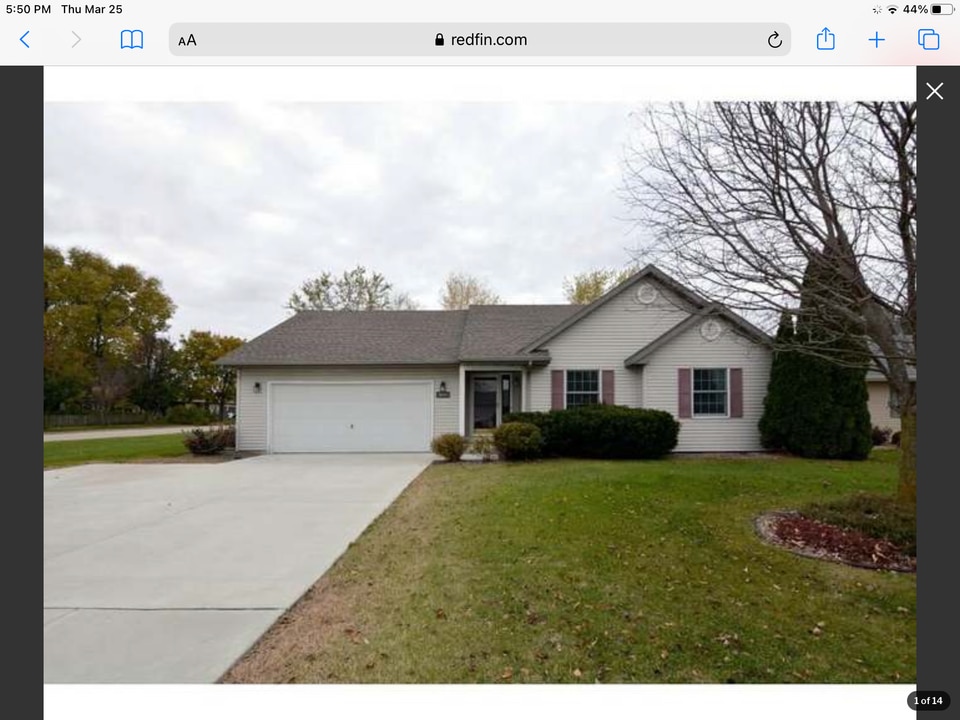 3648 Birdsong Ln in Janesville, WI - Foto de edificio