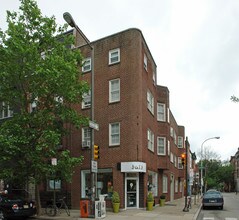2056 Locust St in Philadelphia, PA - Building Photo - Building Photo