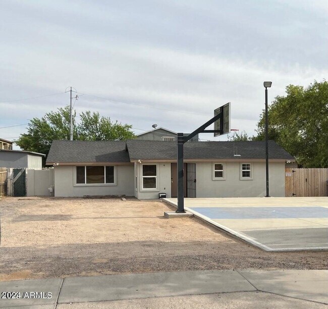 1613 W Mountain View Rd in Phoenix, AZ - Building Photo - Building Photo