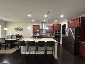 705 Madison Creek CT in Suwanee, GA - Building Photo - Building Photo