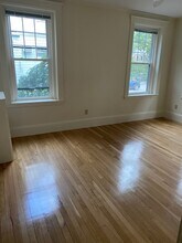 75 Longwood Ave, Unit 1F in Brookline, MA - Foto de edificio - Building Photo