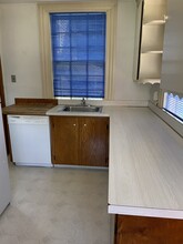 7936 Montgomery Ave, Unit 1st floor in Elkins Park, PA - Building Photo - Building Photo