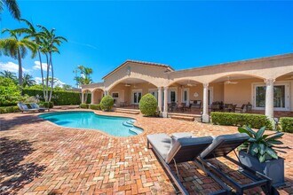 600 Marquesa Dr in Coral Gables, FL - Building Photo - Building Photo