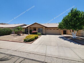 5991 W Cielo Grande in Glendale, AZ - Building Photo - Building Photo