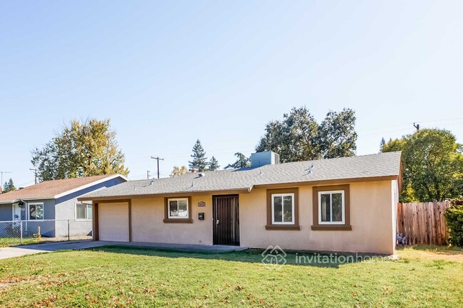 3336 Wellington Dr in Sacramento, CA - Building Photo - Building Photo