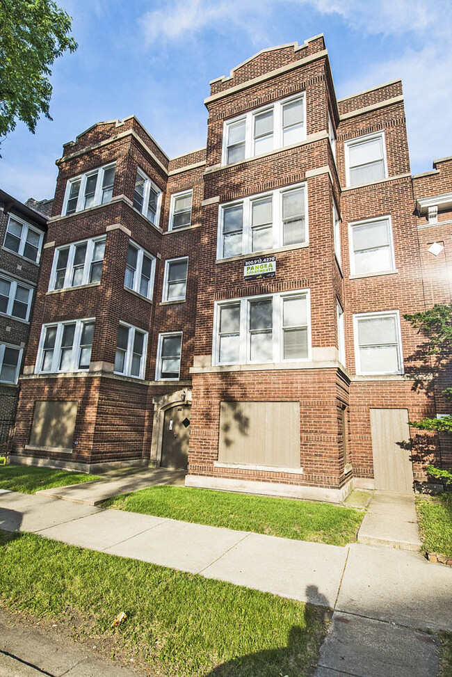 7236 S Yates Blvd in Chicago, IL - Building Photo - Building Photo