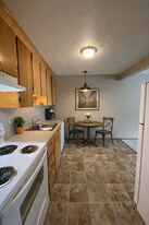 206 E 15th Ave in Ellensburg, WA - Building Photo