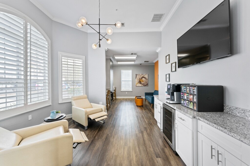 Grand Reserve at Kirkman Parke Apartments in Orlando, FL