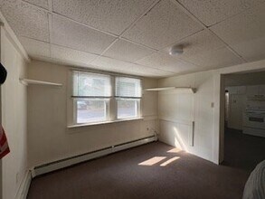 10 Wiley St in Wakefield, MA - Building Photo - Building Photo