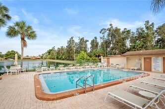 6492 Royal Woods Dr in Ft. Myers, FL - Building Photo - Building Photo