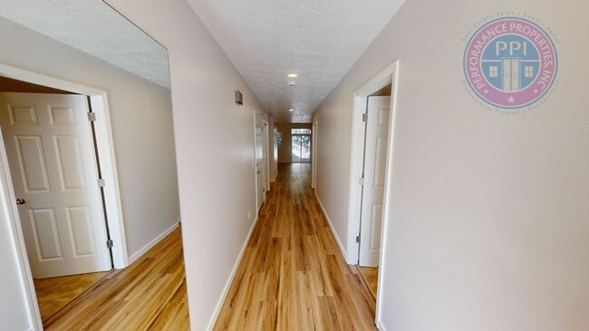 39007 Cascadia Village Dr in Sandy, OR - Building Photo - Building Photo