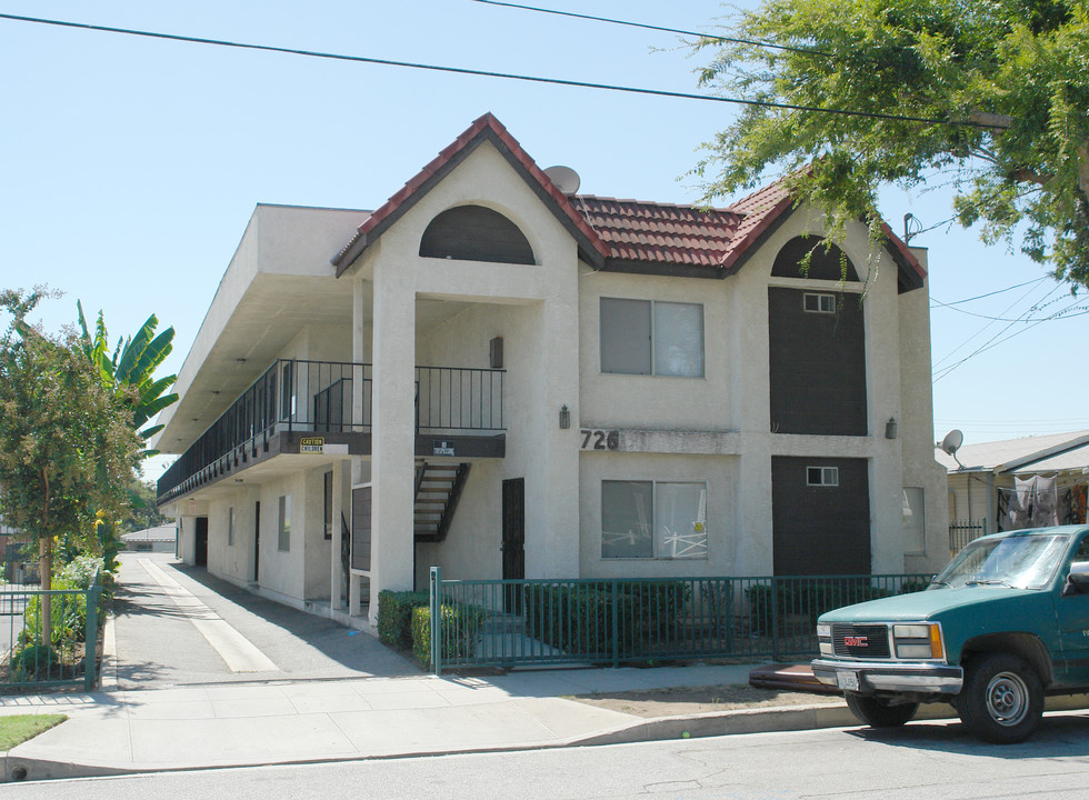 726 Pearl St in San Gabriel, CA - Foto de edificio