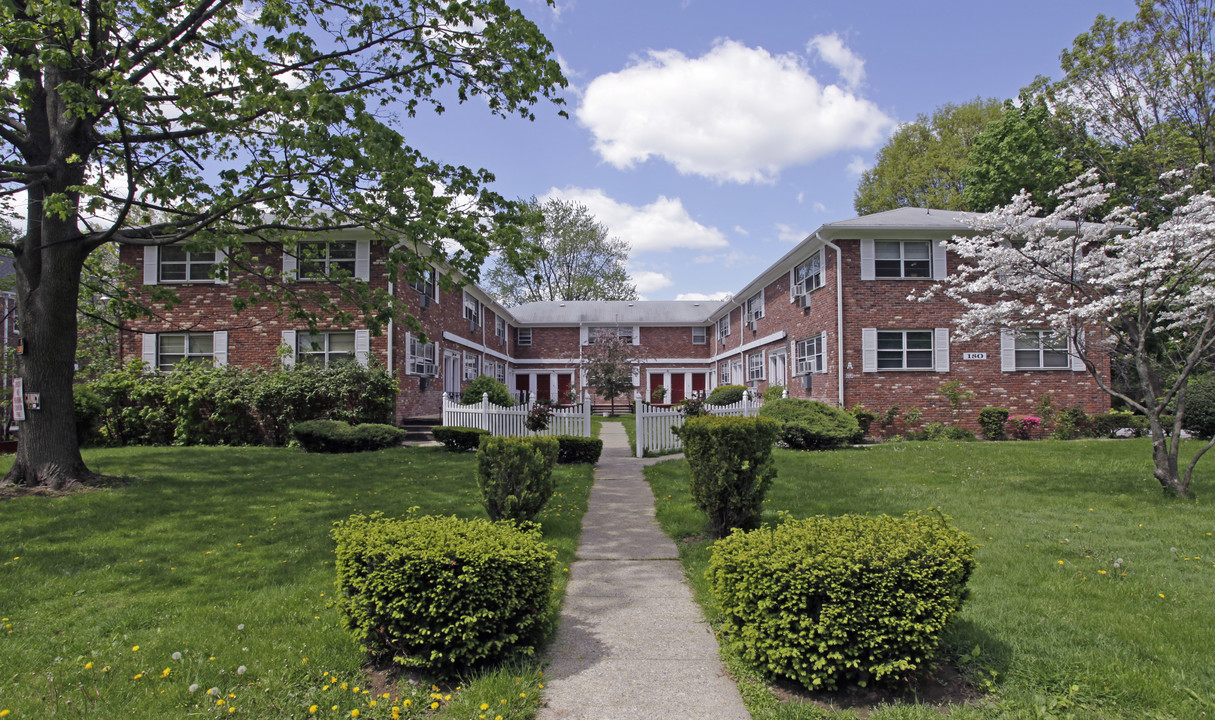 Montclair Gardens in Montclair, NJ - Building Photo