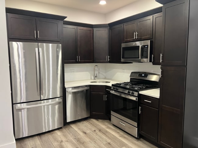 369 Haverhill St in Lawrence, MA - Building Photo - Building Photo