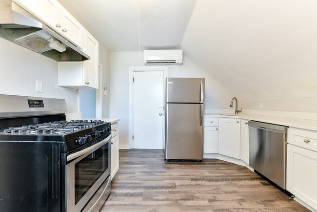 property at 47 Appleton St