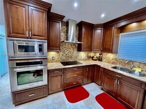 616 Tiziano Ave in Coral Gables, FL - Building Photo - Building Photo